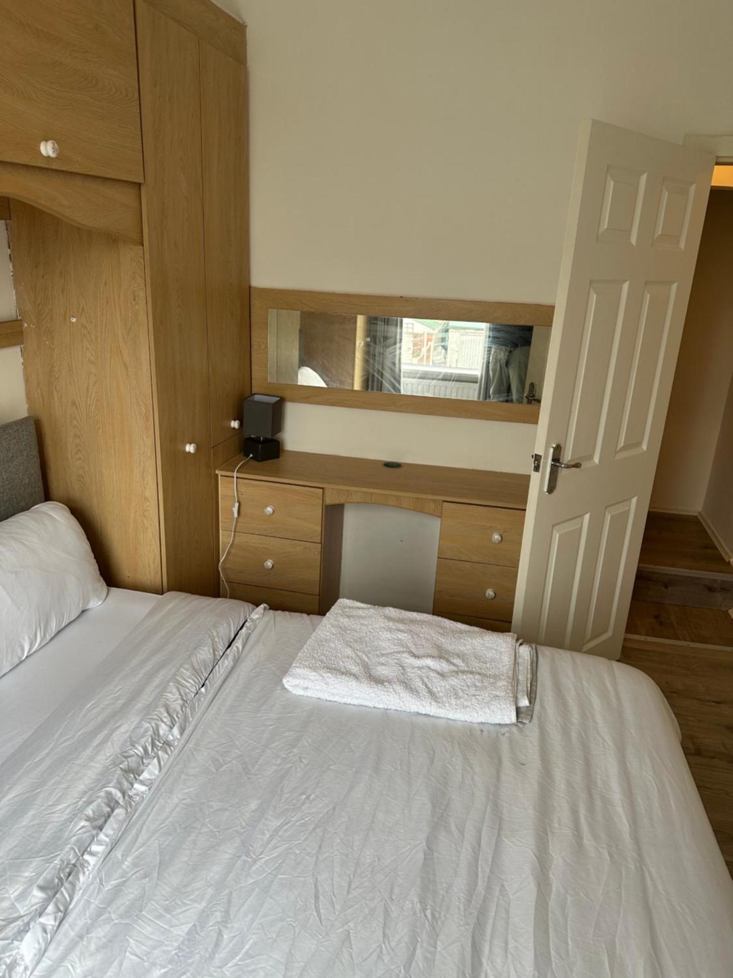 Abigail House Apartment Westhoughton Exterior photo